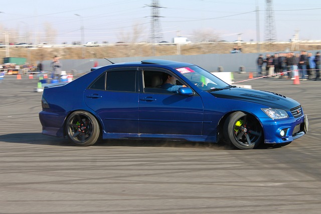 B罗在中场 B罗在中场