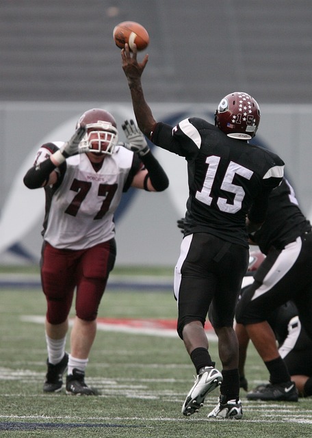 的背后藏着 的背后藏着